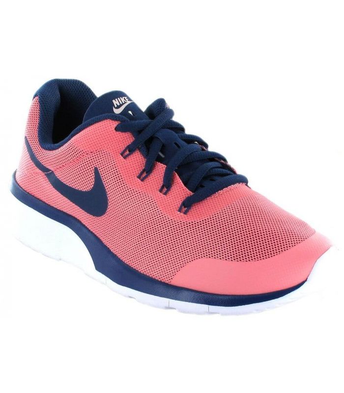 Women's nike sales tanjun racer sneakers