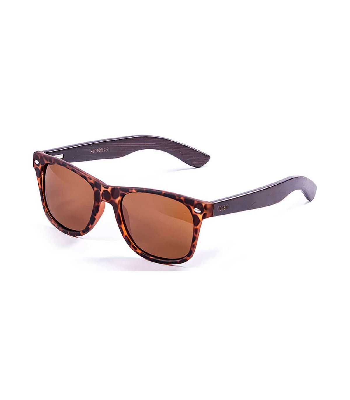 Gafas de sol Ocean Beach Wood Brown de madera y bambú con lentes polarizadas y protección 100% UV.