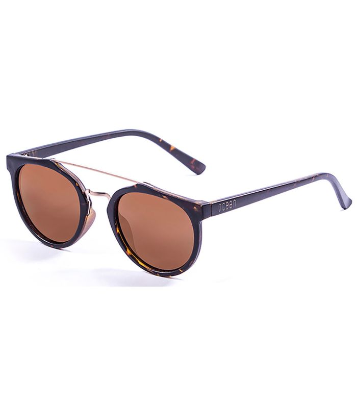 Gafas de sol Ocean Classic I Brown con montura marrón frosted y lentes polarizadas ATOM con protección 100% UV.
