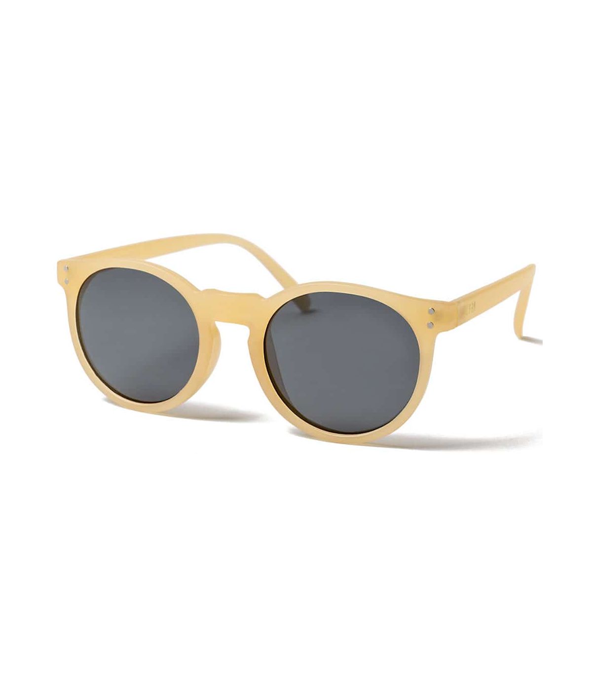 Gafas de sol Ocean Lizard Orange Smoke con montura naranja mate y lentes ahumadas polarizadas con protección UV100%.