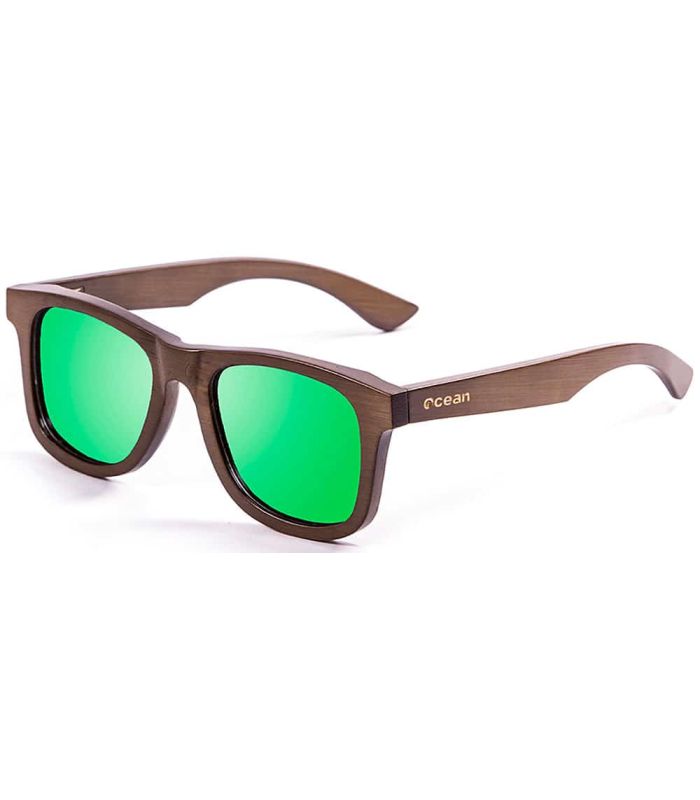 Gafas de sol Ocean Victoria Green de bambú marrón con lentes polarizadas verde espejo y protección UV.