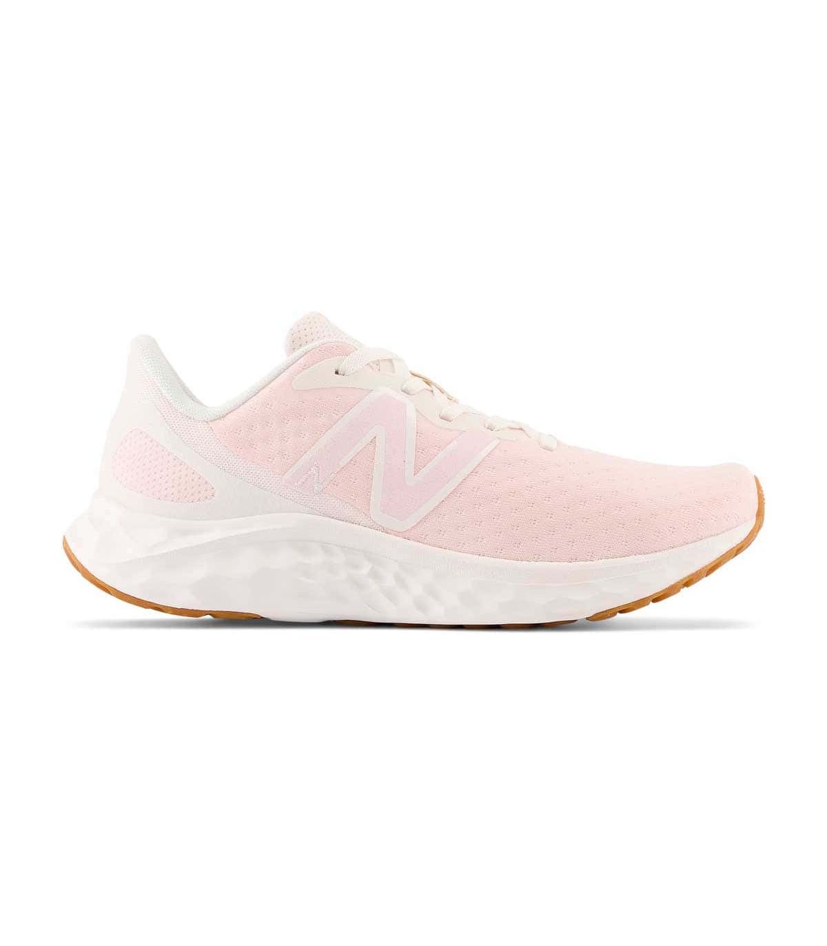 New Balance Fresh Foam Arishi v4 rosa, zapatillas de running para mujer con malla transpirable y amortiguación suave.