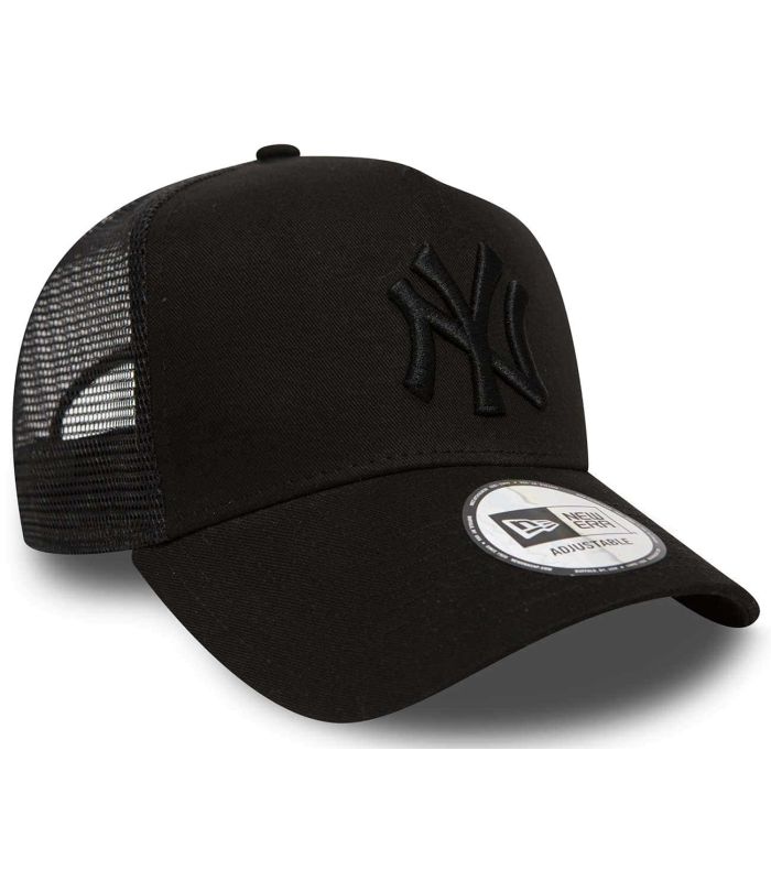 Gorra New Era New York Yankees Clean Black A-Frame Trucker negra con paneles de malla y logo frontal.