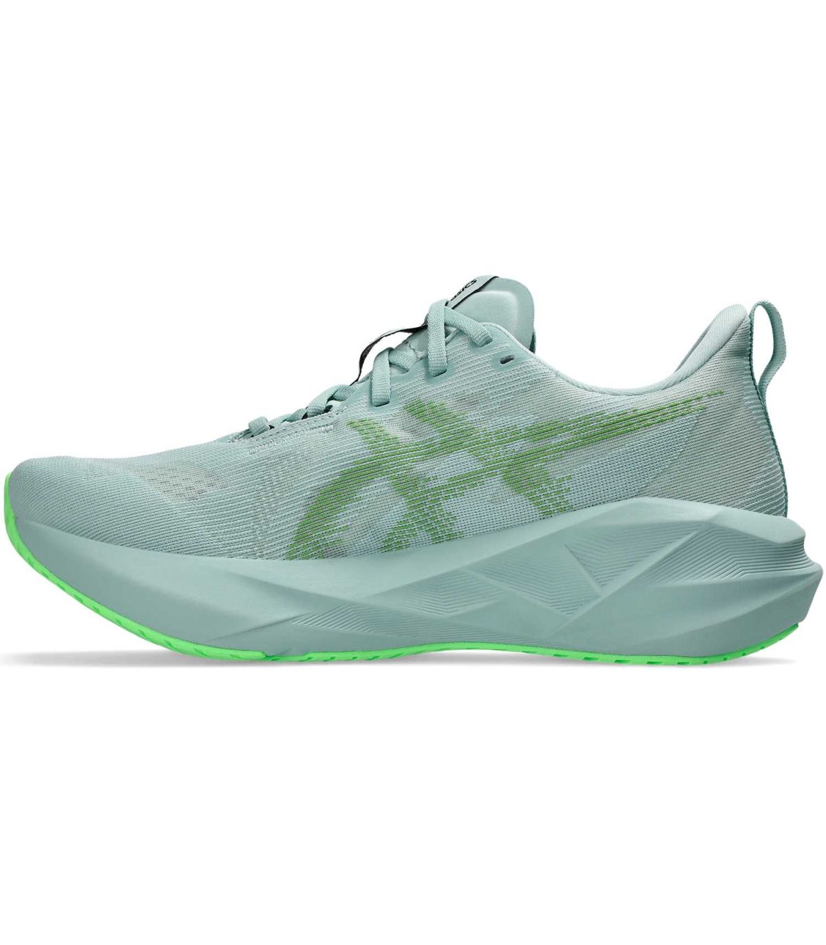 Asics Novablast 5 Cold | Rebote explosivo y protección térmica