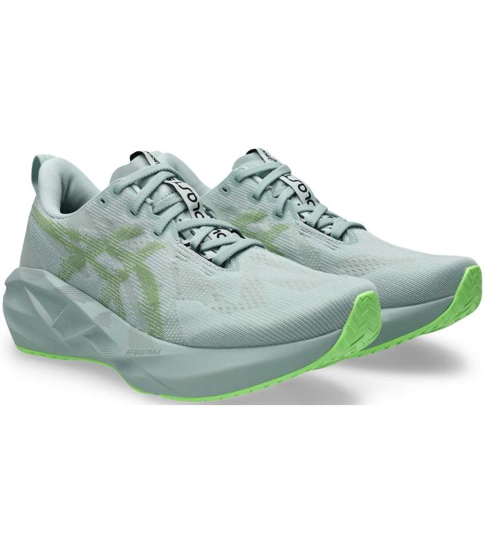 Asics Novablast 5 Cold | Rebote explosivo y protección térmica