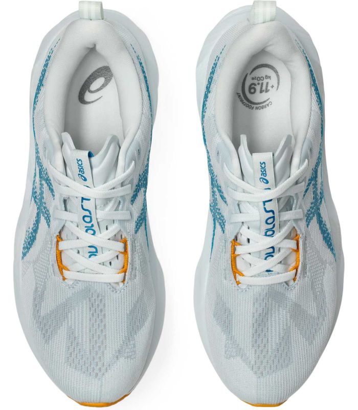 Asics Novablast 5 Arctic | Geometría Trampolín y Eco Espuma