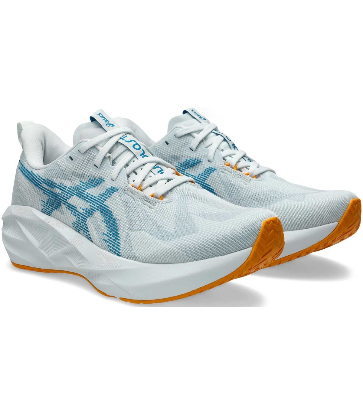 Asics Novablast 5 Arctic | Geometría Trampolín y Eco Espuma