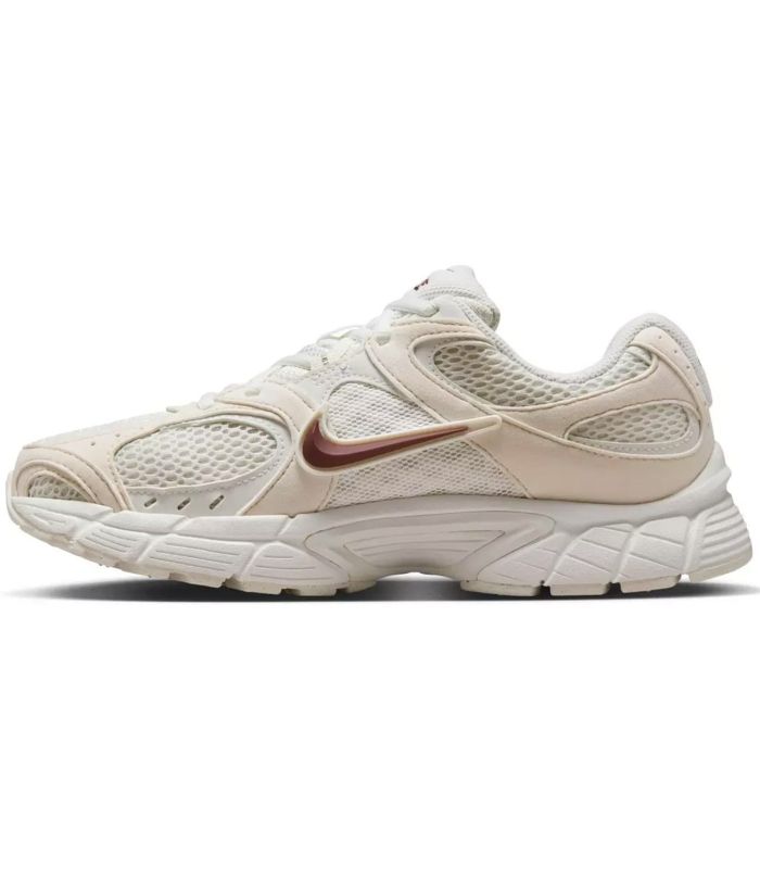 Nike V5 RNR | Silueta firme en textil y agarre urbano beige