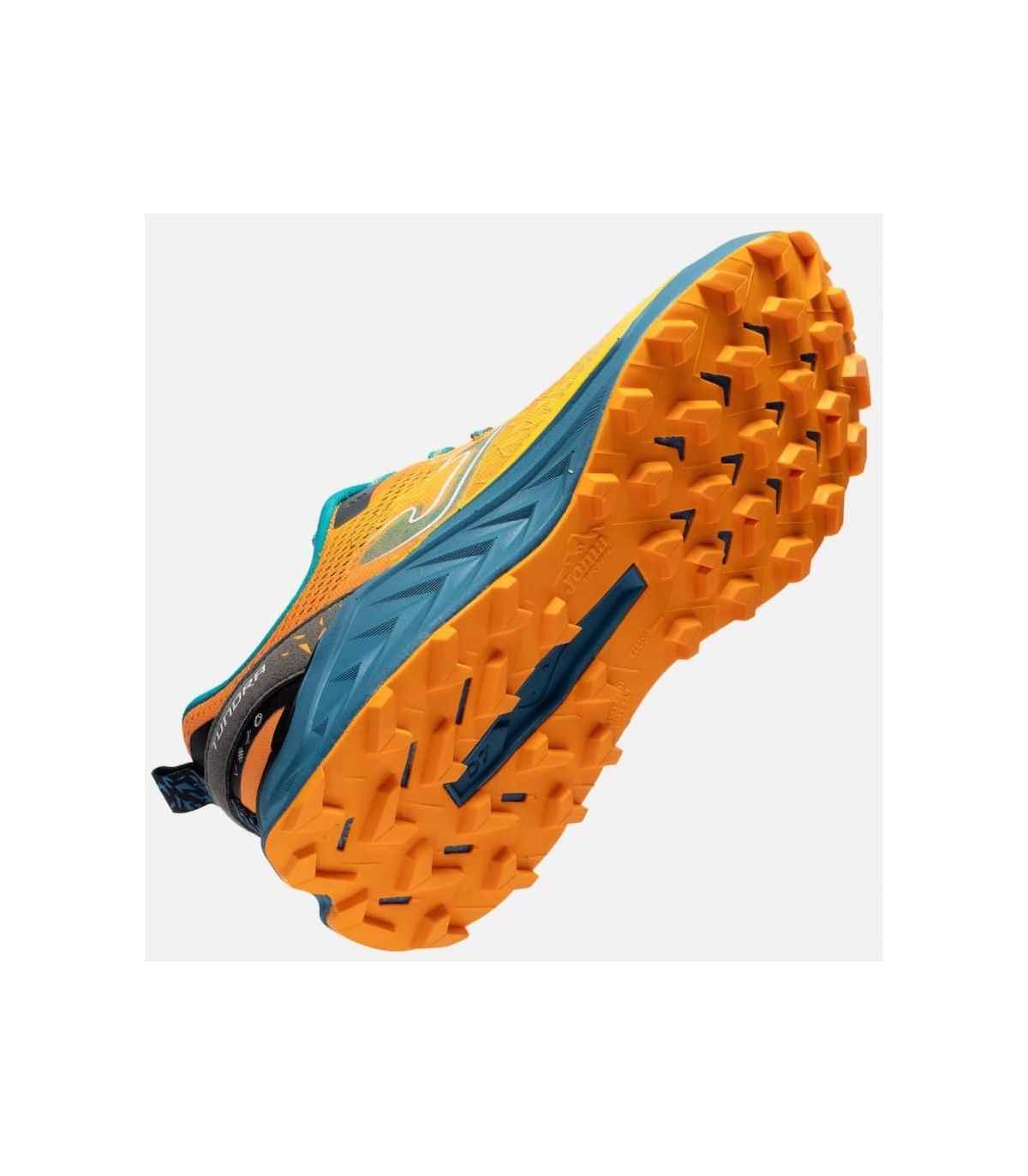 Joma Tundra 2608 | Agarre en barro y Seguridad estructural