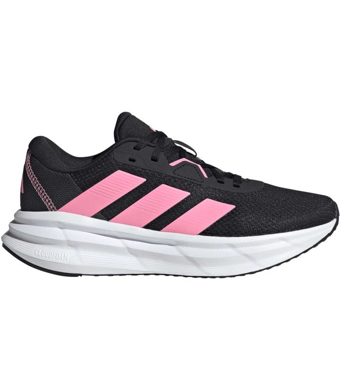 Zapatillas Adidas Galaxy 7 mujer color negro con malla transpirable y amortiguación reactiva para running y gimnasio.