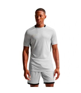 Camiseta técnica Nike Academy gris con tecnología transpirable Dri-FIT para entrenamiento.