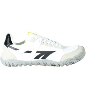 Zapatillas barefoot Hi-Tec Court blancas con drop cero y puntera ancha para mayor agilidad en pista.