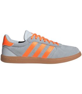 Zapatillas Adidas Breaknet Sleek 73 mujer gris, silueta femenina de tenis y estilo urbano.