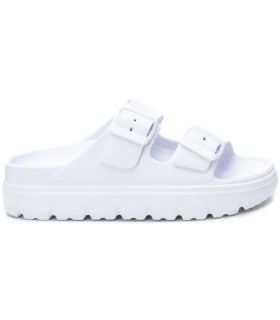 Sandalia XTI 14255007 blanca para mujer: calzado ligero y minimalista para recuperación y uso casual diario.