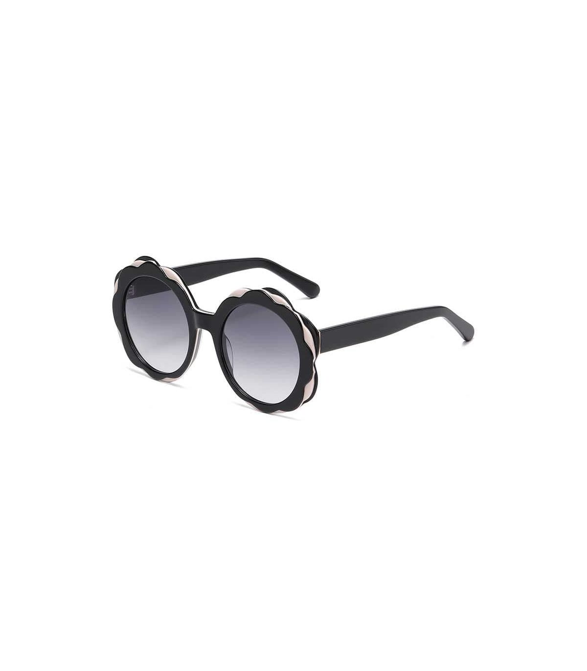 Gafas de sol polarizadas Ocean Deauville negras para mujer con lentes oscuras y diseño deportivo casual.