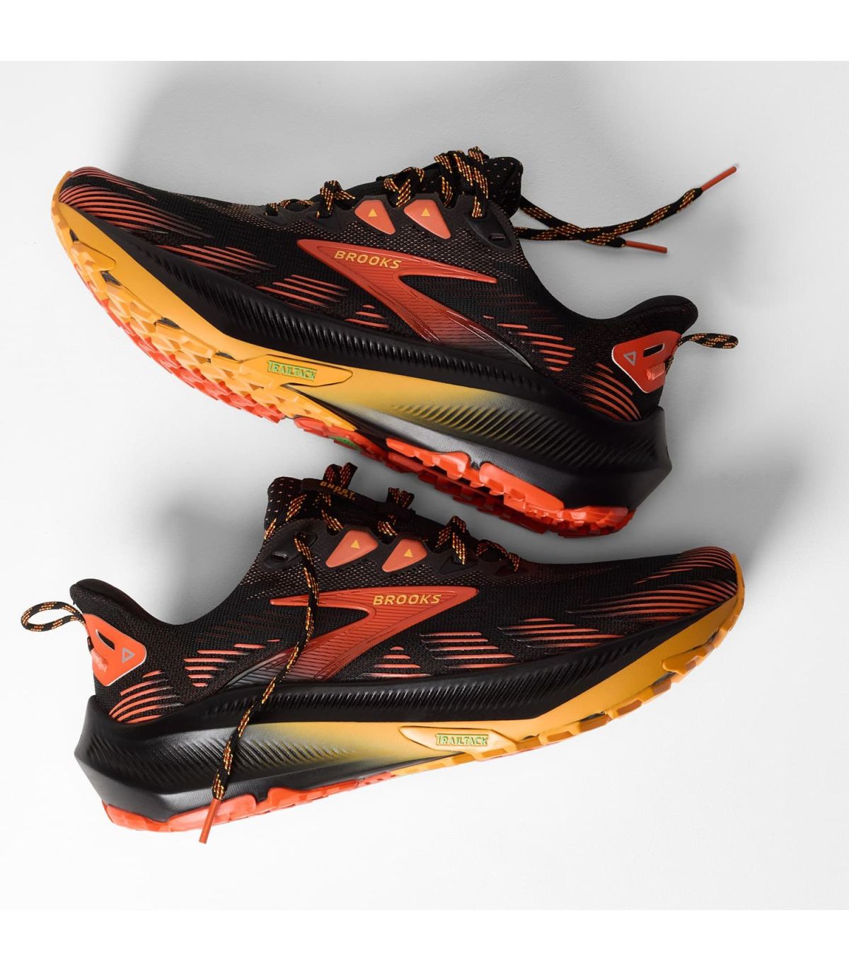 Brooks Ghost Trail Negro | drop 8 mm tracción TrailTack