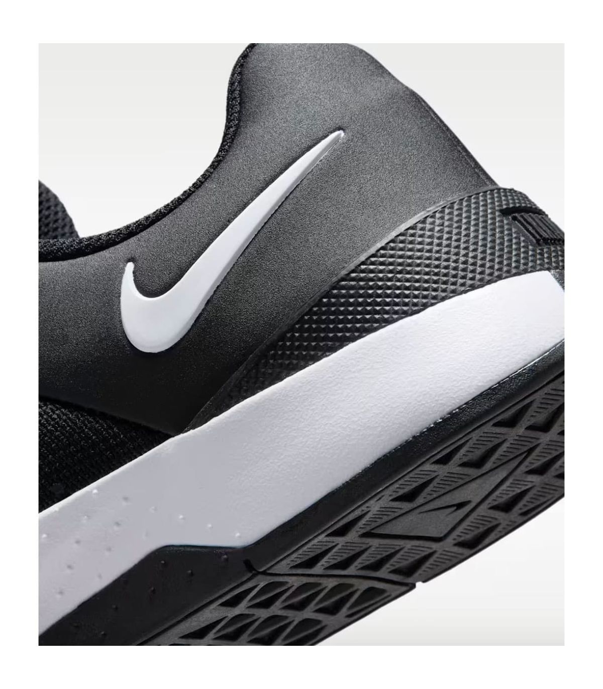 Nike Zapatillas MC Trainer 4 | Soporte lateral y talón firme