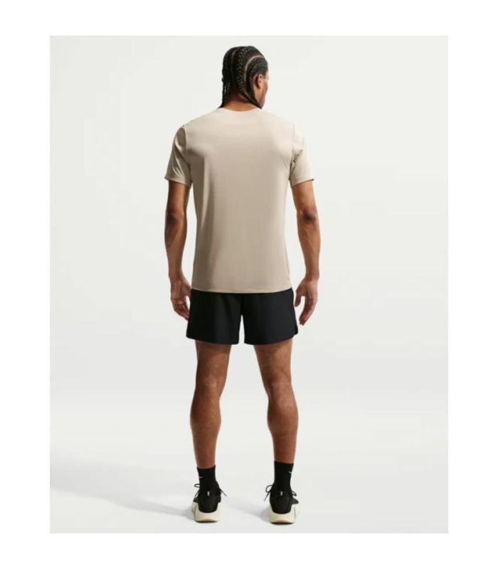 Nike Camiseta Dri-Fit Training | Acabado arena ergonómico